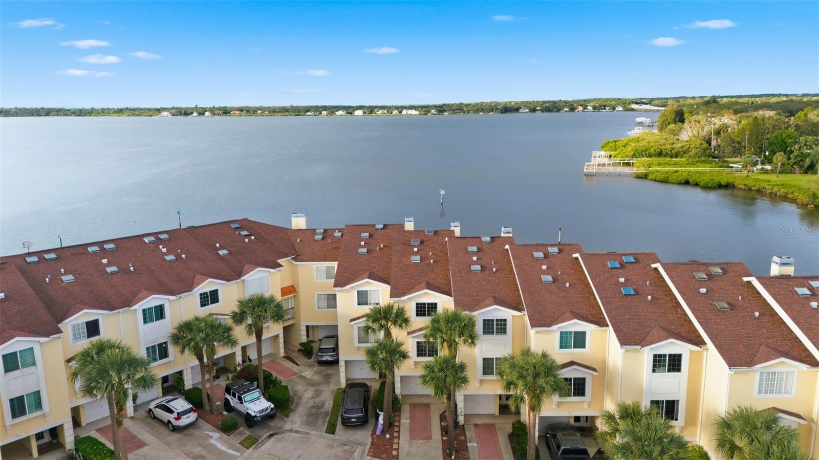 140 BRENT CIR, OLDSMAR, FL