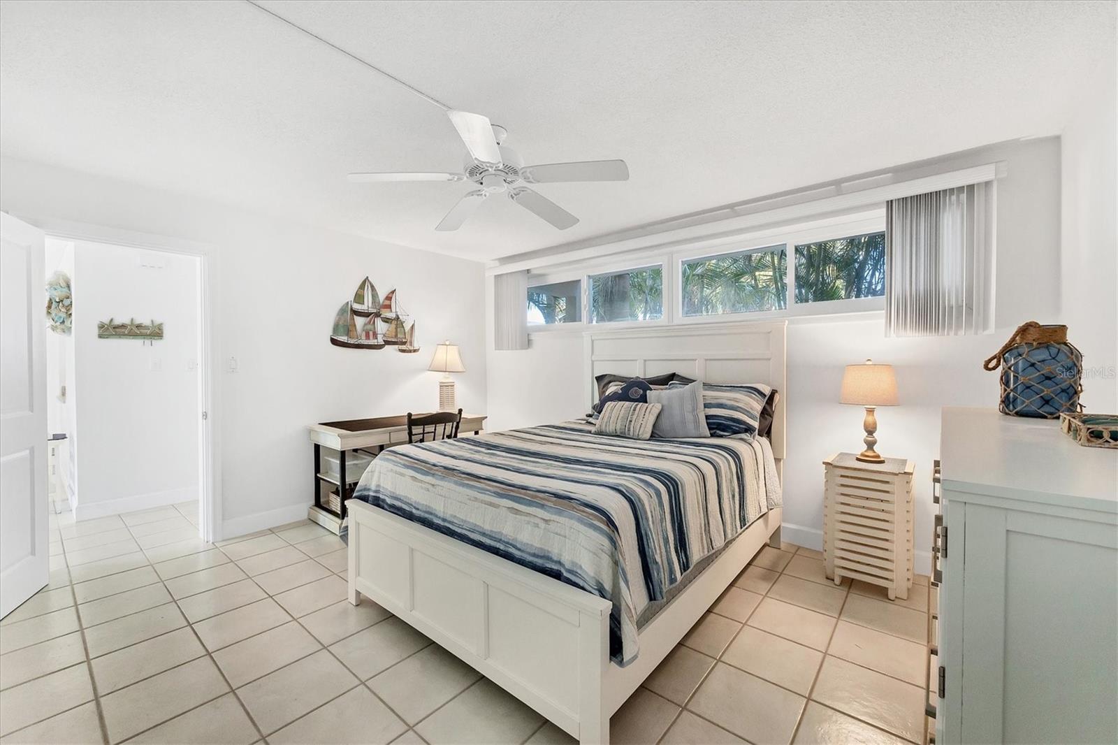 500 S WASHINGTON DR #3A, SARASOTA, FL — photo 31