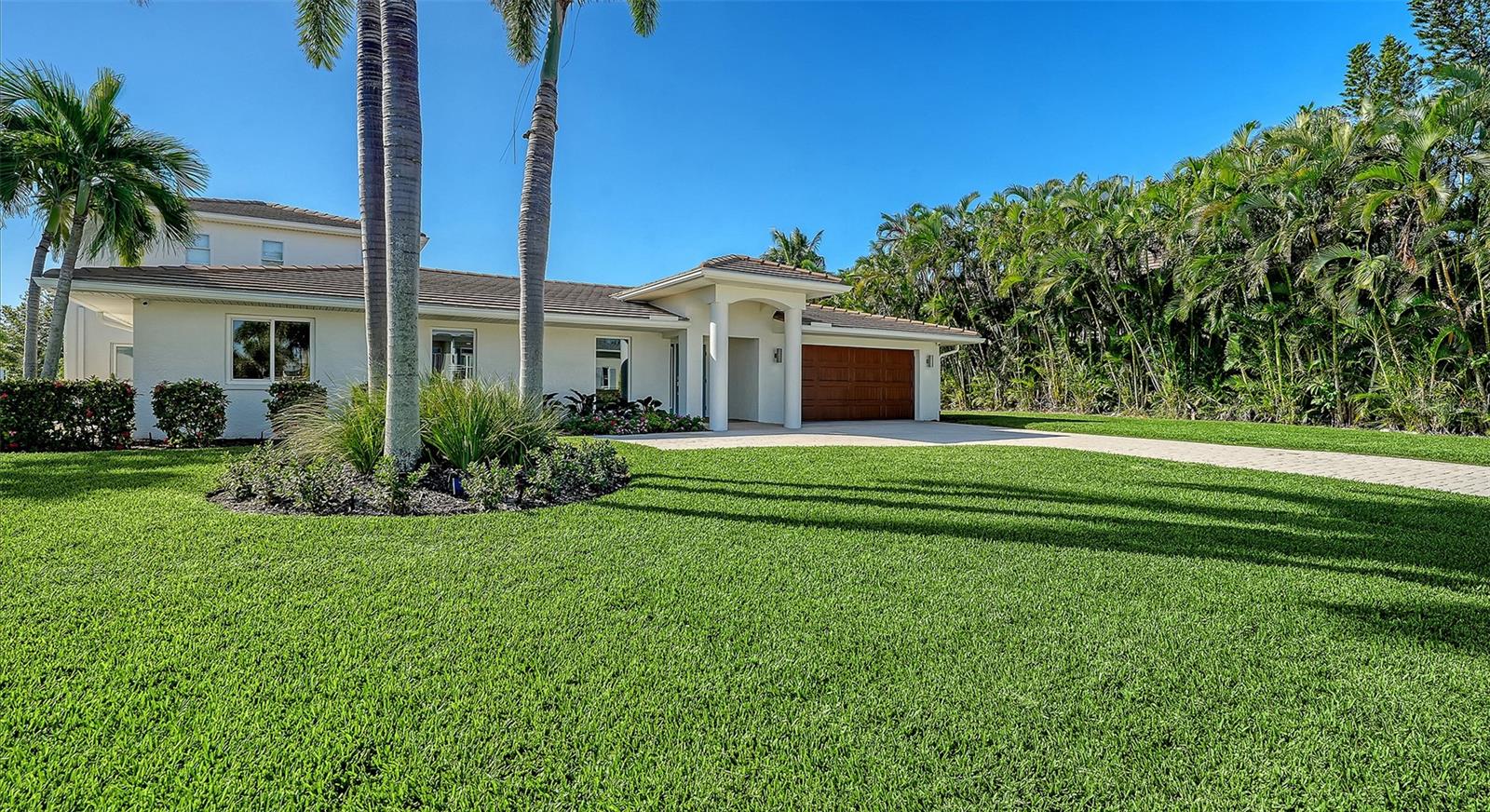 690 OLD COMPASS RD, LONGBOAT KEY, FL — photo 4