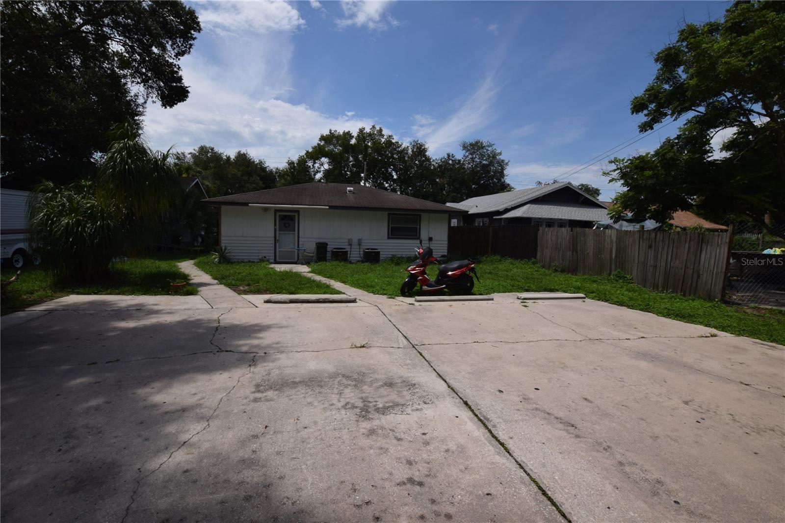 305 W HANCOCK ST, LAKELAND, FL — photo 3