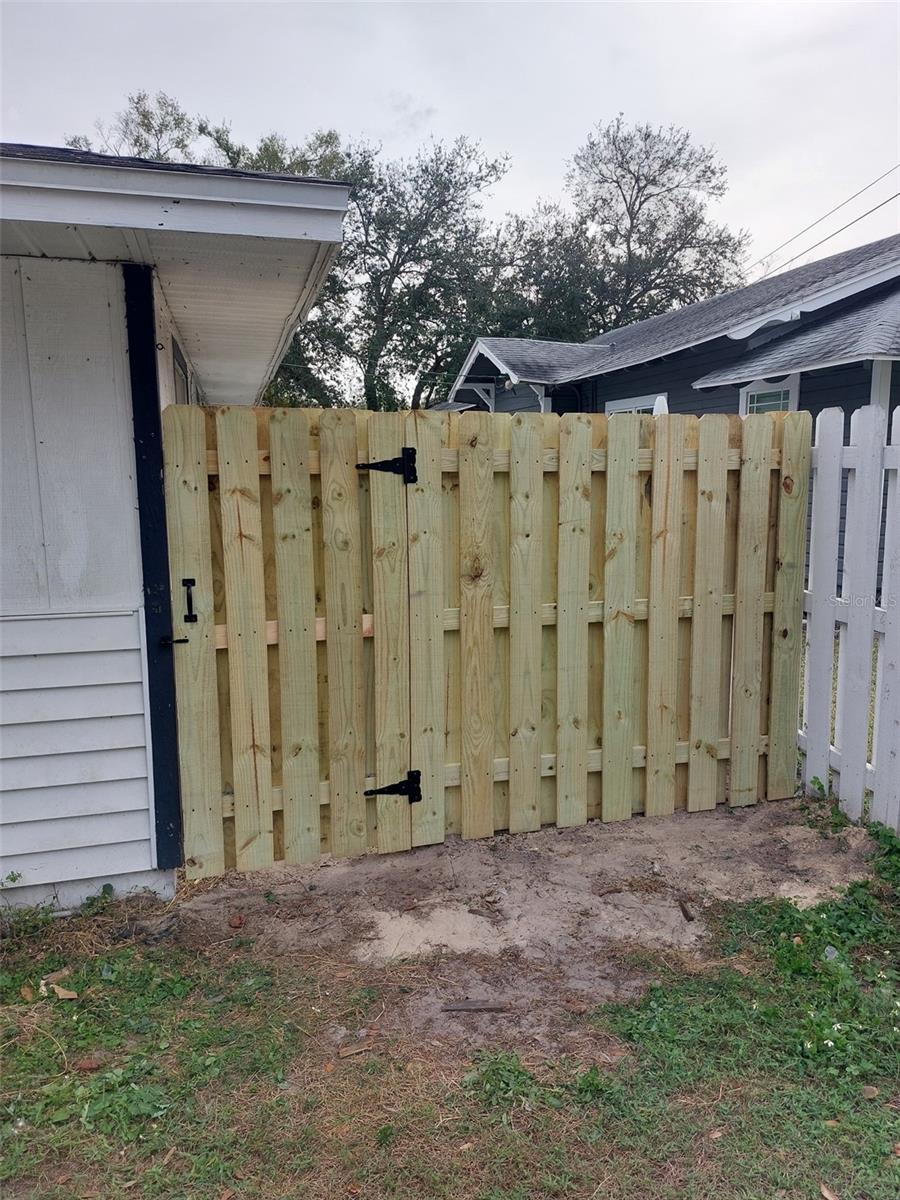 305 W HANCOCK ST, LAKELAND, FL — photo 16