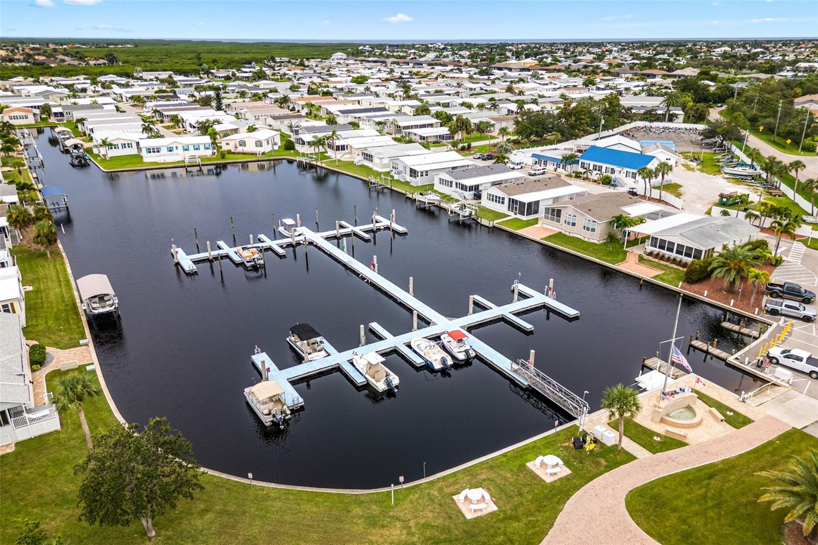 15 FREEMAN AVE, PUNTA GORDA, FL — photo 38