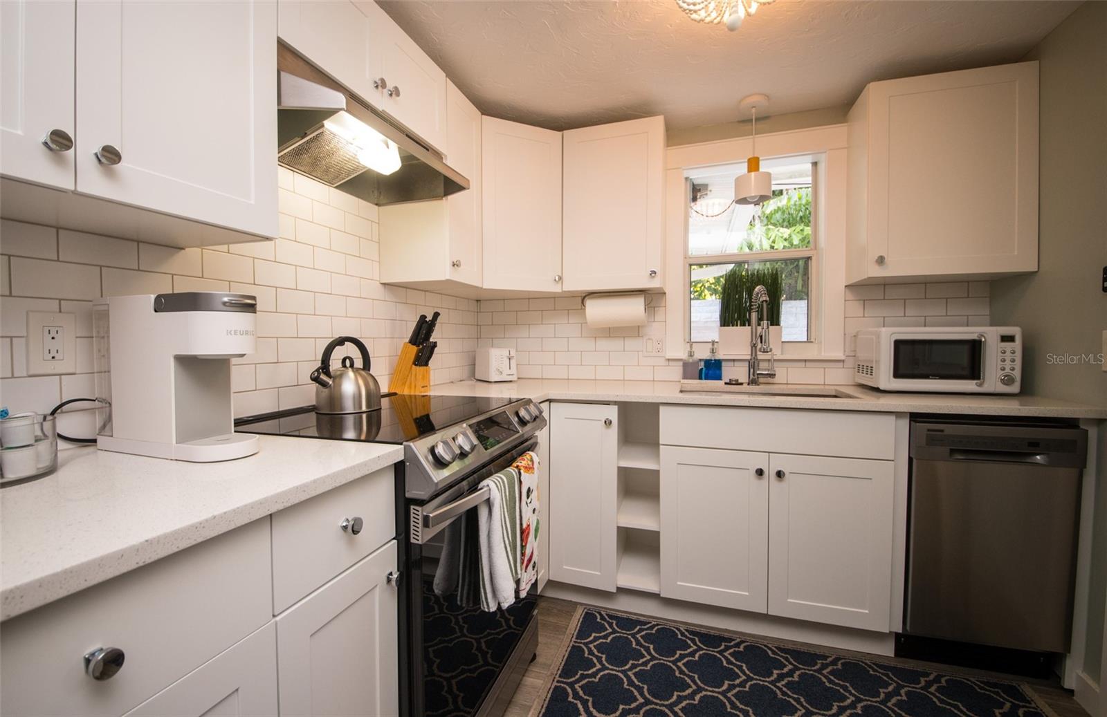 1805 IVANHOE ST, SARASOTA, FL — photo 23