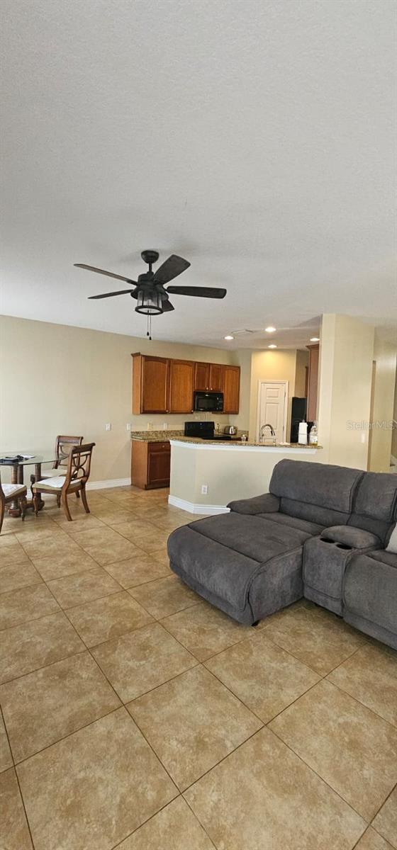 8504 SHALLOW CREEK CT, NEW PORT RICHEY, FL — photo 4