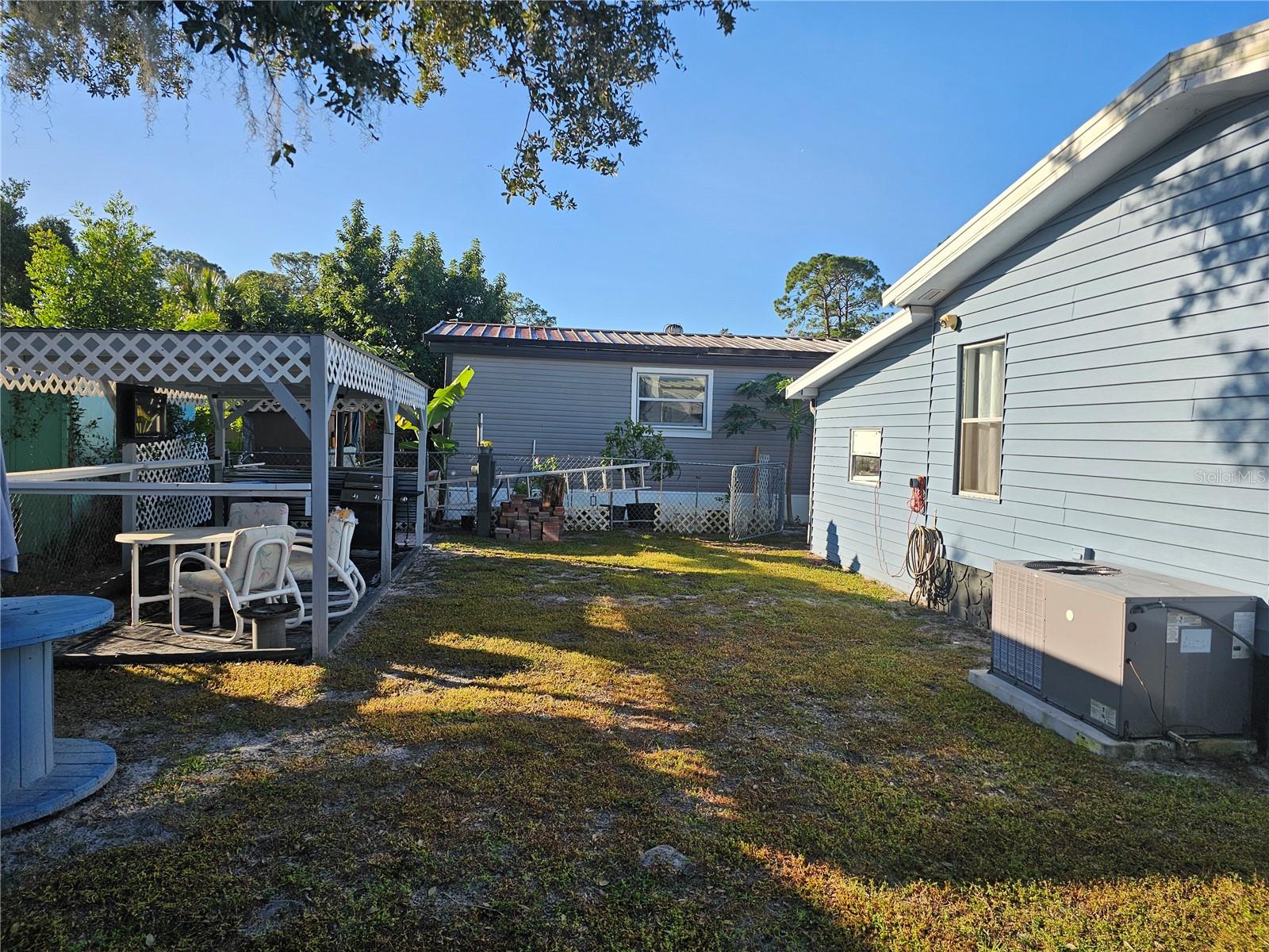 113 MAPLE DR, DEBARY, FL — photo 19