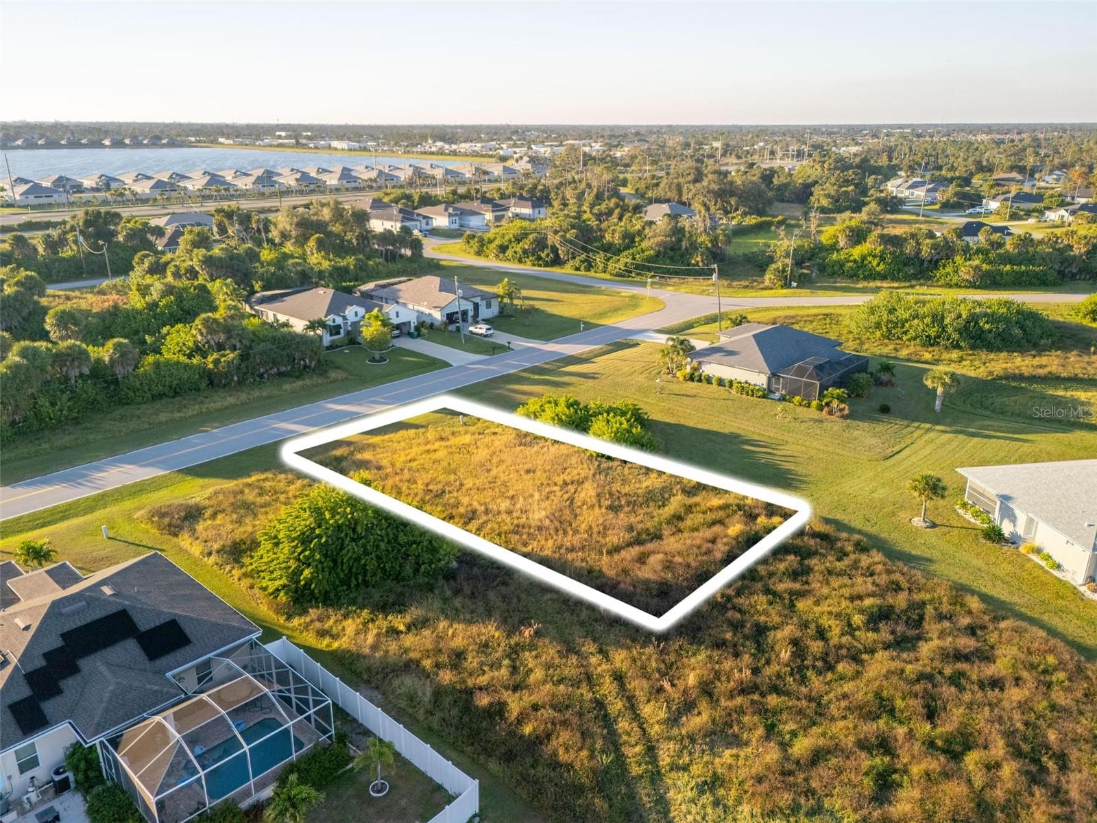 278 INDIAN CREEK DR, ROTONDA WEST, FL — photo 2