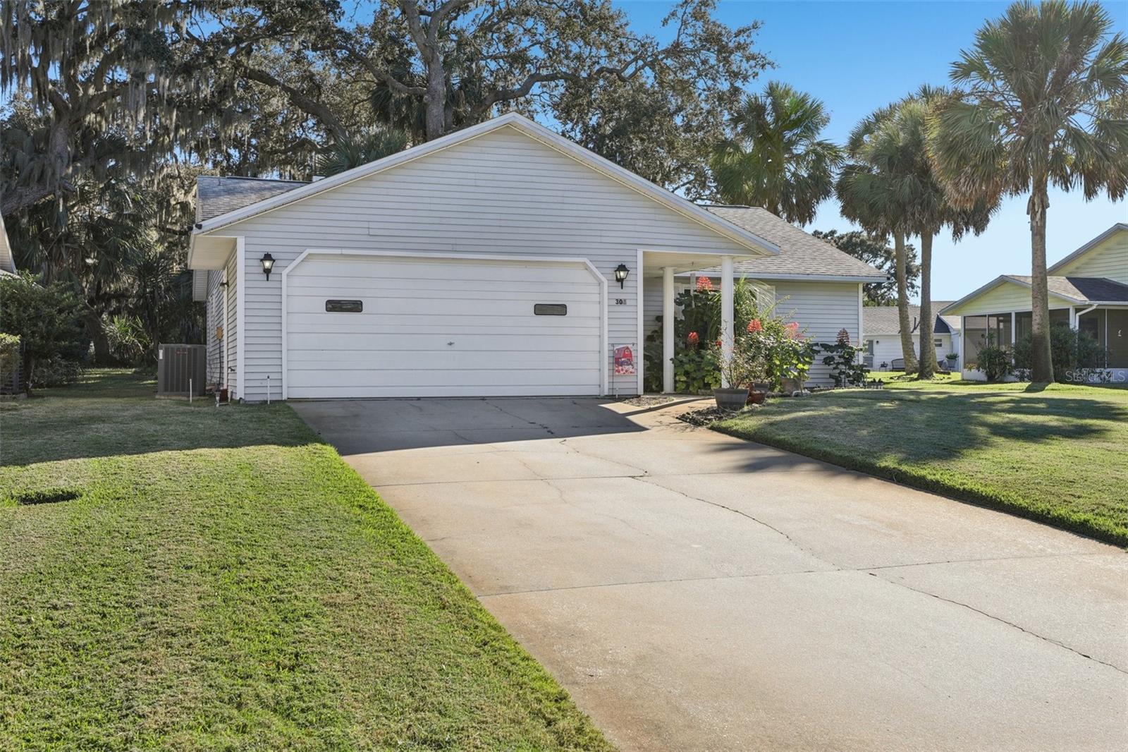 304 BRIGADOON CIR, LEESBURG, FL