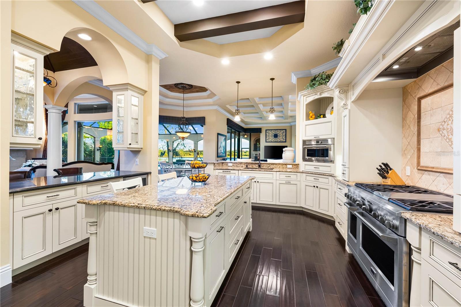 8376 CATAMARAN CIR, LAKEWOOD RANCH, FL — photo 22