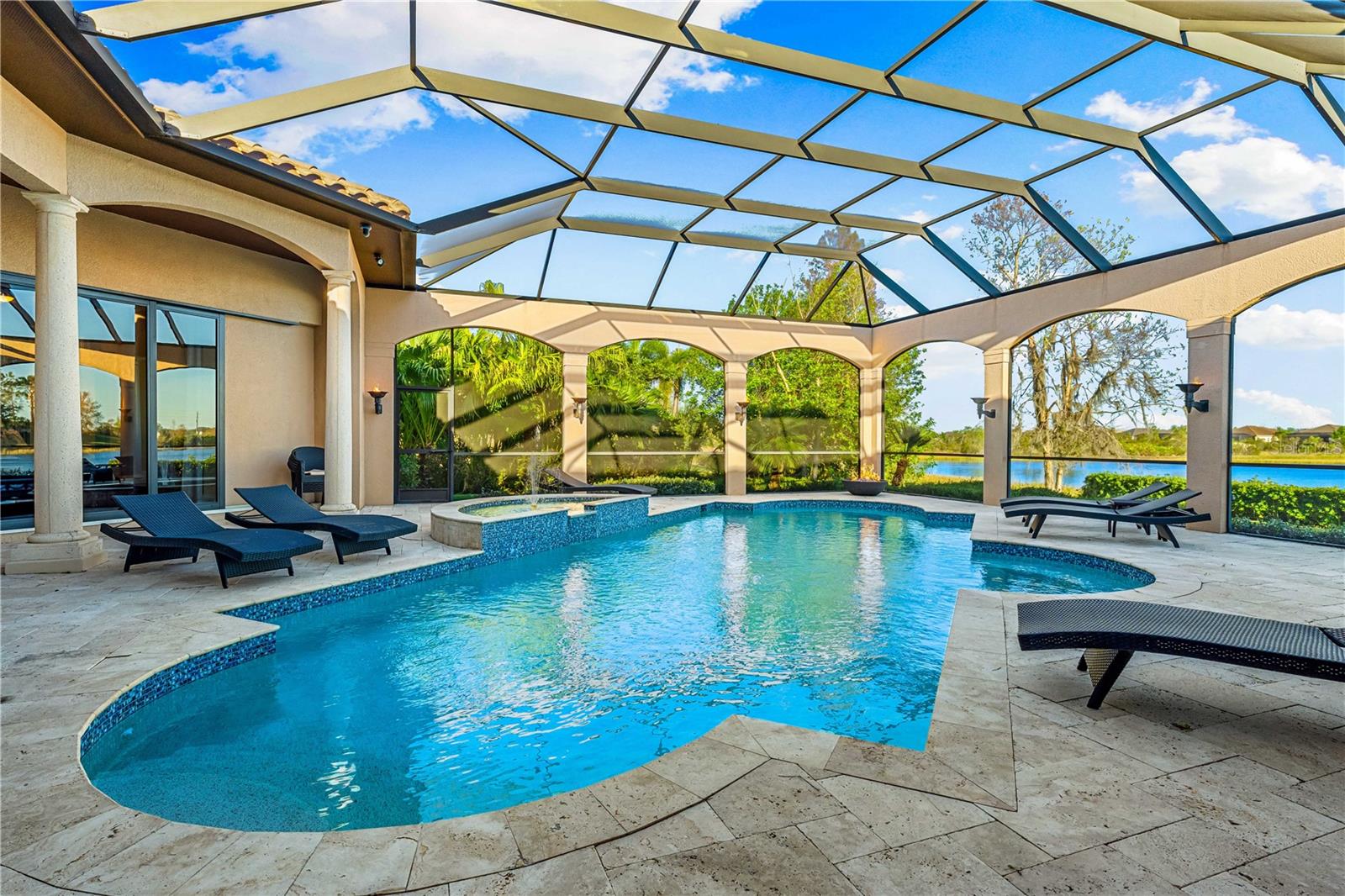 8376 CATAMARAN CIR, LAKEWOOD RANCH, FL — photo 68