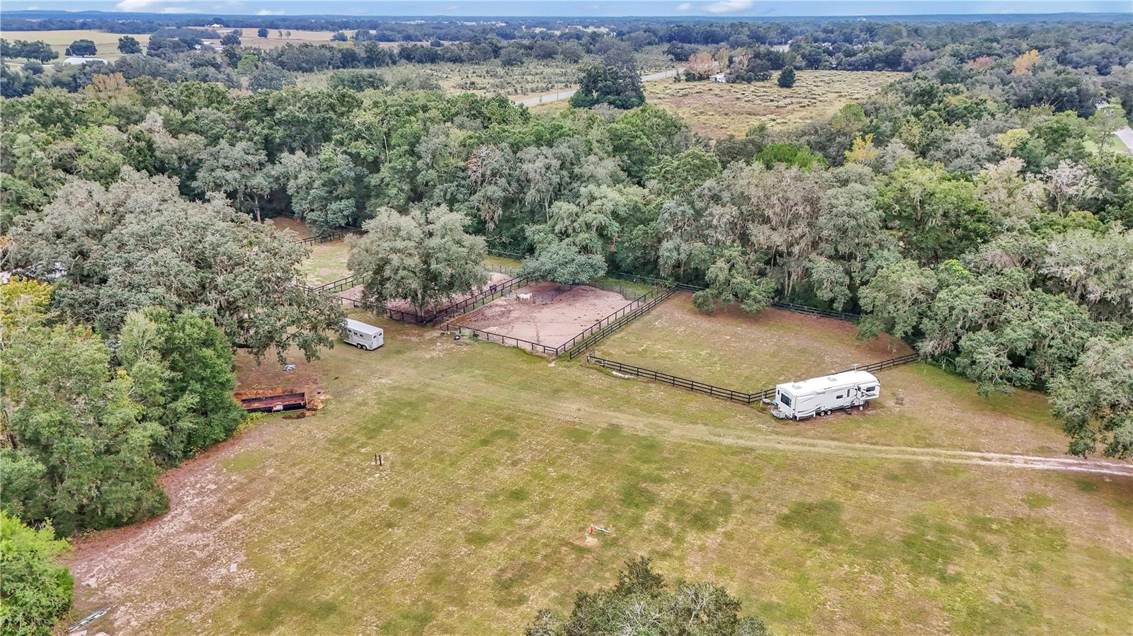 19597 SE 70TH LN, MORRISTON, FL — photo 21