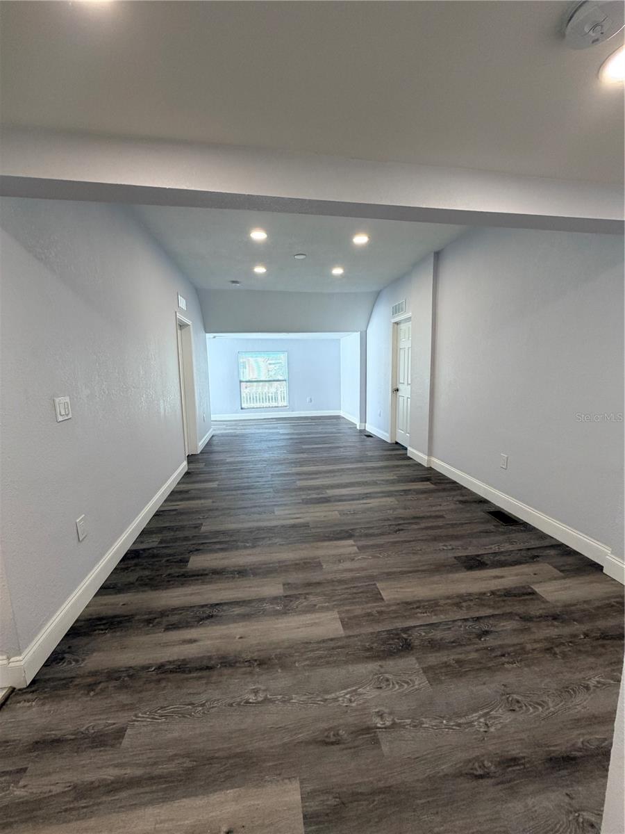 8508 N ROME AVE, TAMPA, FL — photo 7