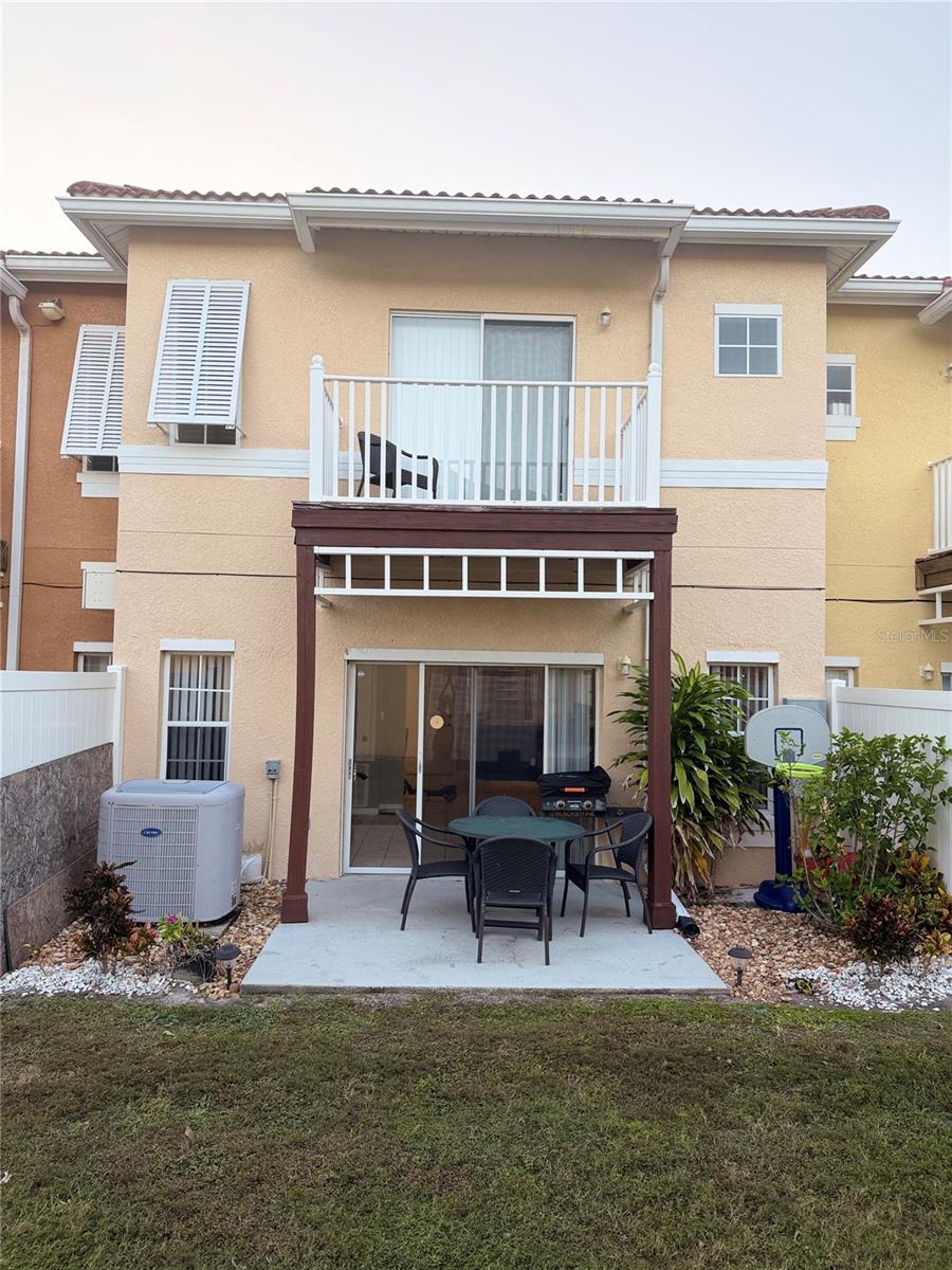 1090 PARK RIDGE CIR, KISSIMMEE, FL — photo 2