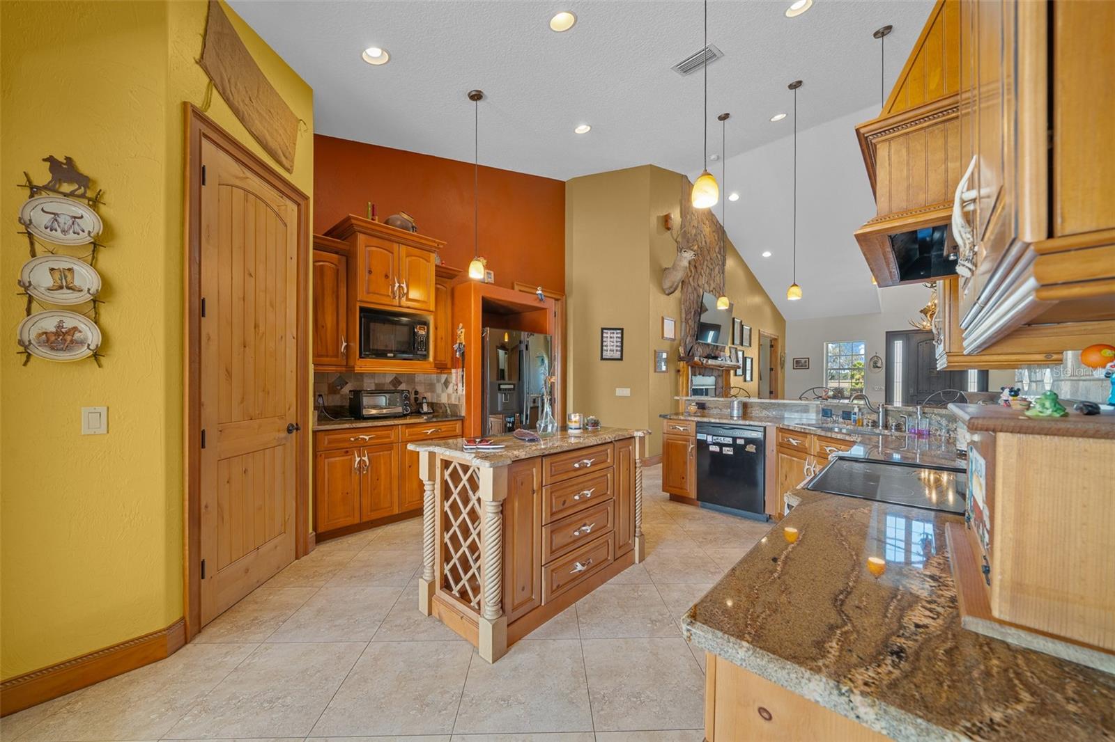 2198 W HIGHWAY 329, CITRA, FL — photo 35