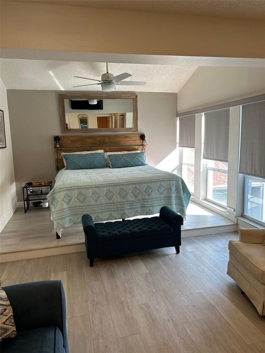 317 REX PL #G, MADEIRA BEACH, FL — photo 10