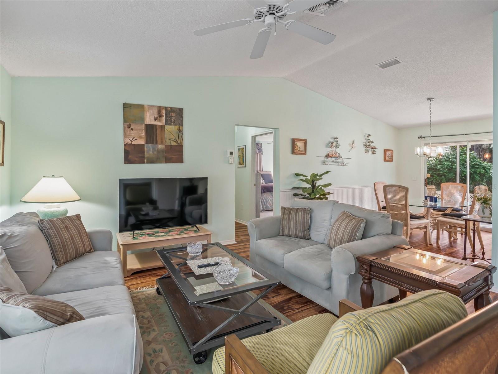 304 SAN MARINO DR, THE VILLAGES, FL — photo 10
