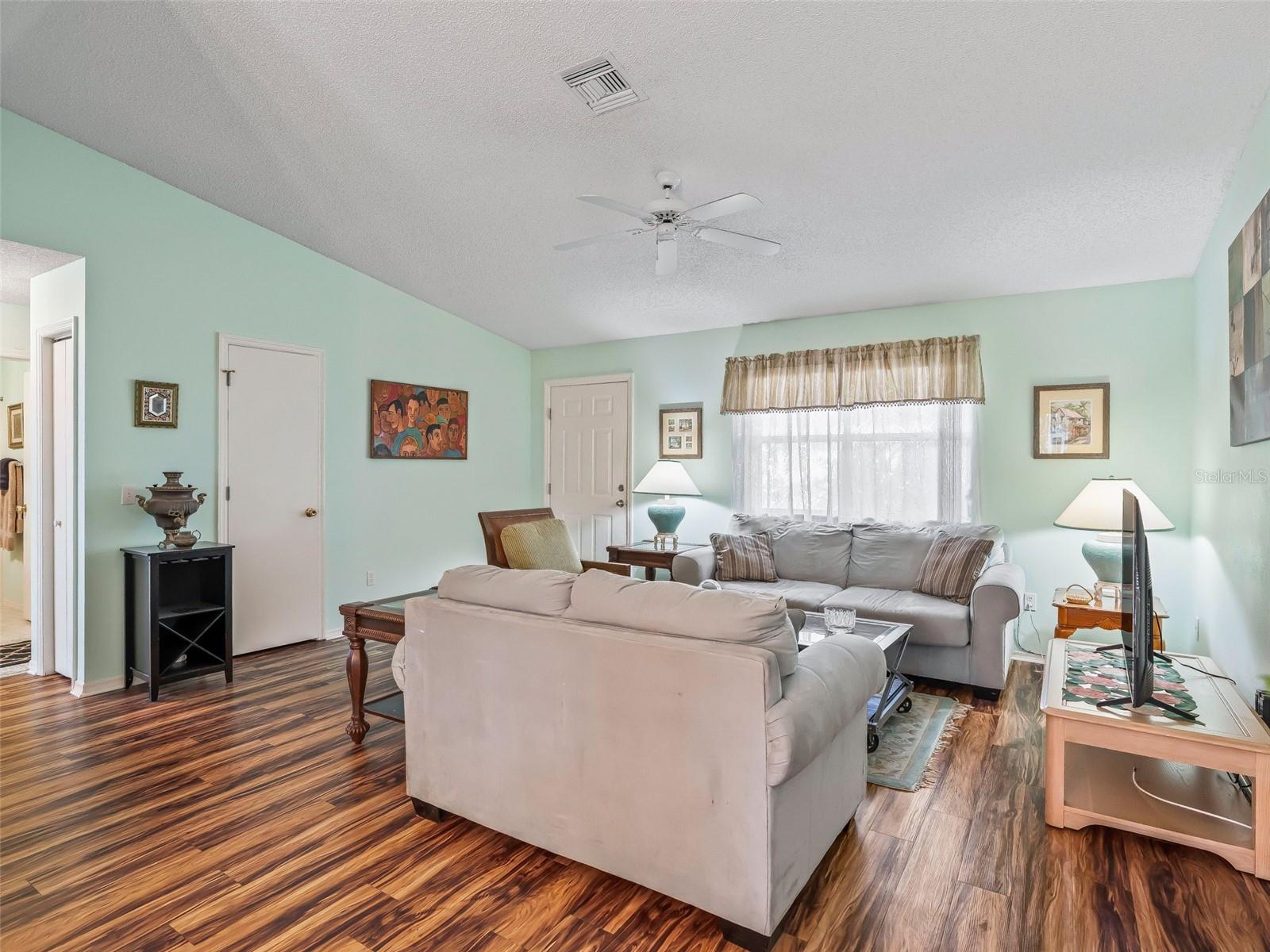 304 SAN MARINO DR, THE VILLAGES, FL — photo 12