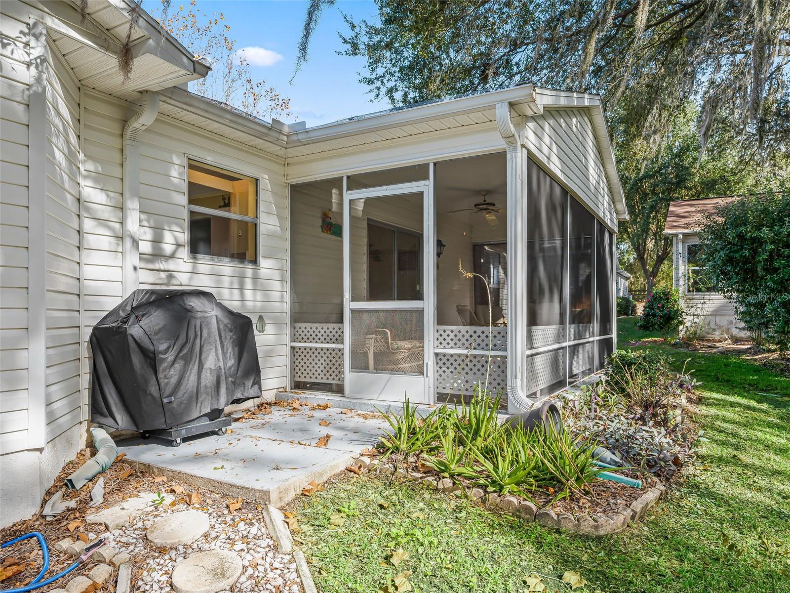 304 SAN MARINO DR, THE VILLAGES, FL — photo 40