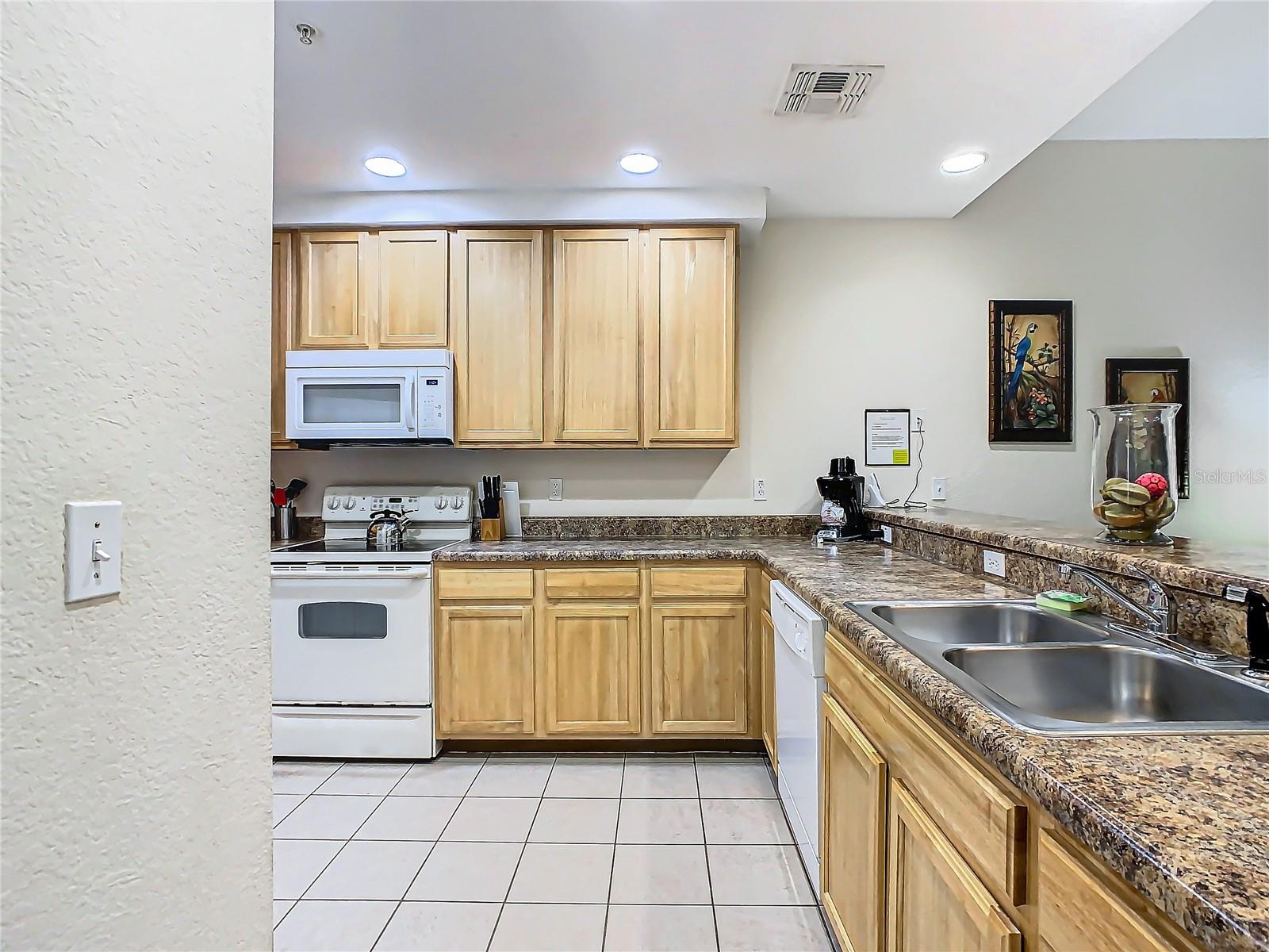 3050 PIRATES RETREAT CT #108, KISSIMMEE, FL — photo 8