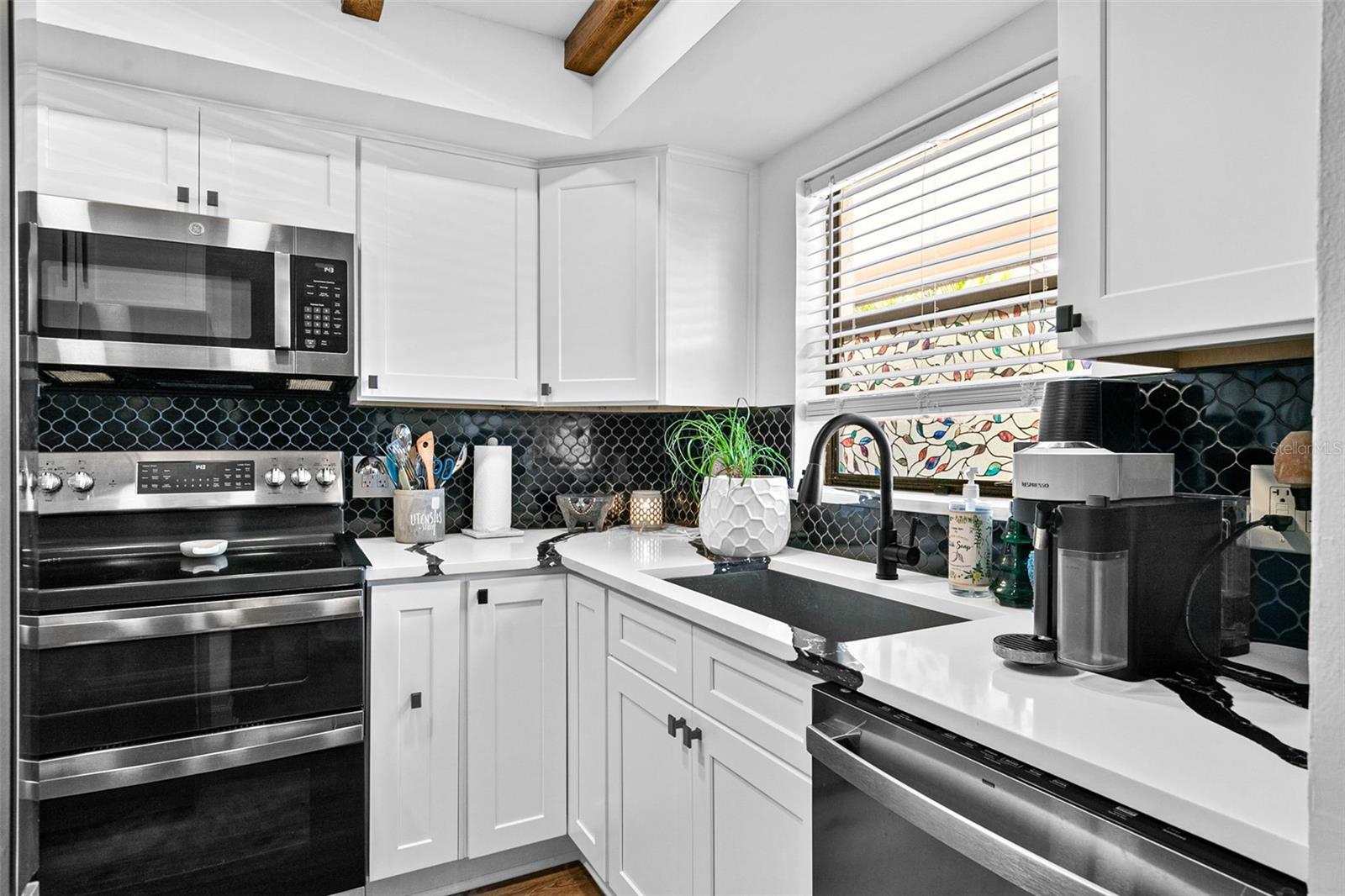 7223 CLOISTER DR #111, SARASOTA, FL — photo 8