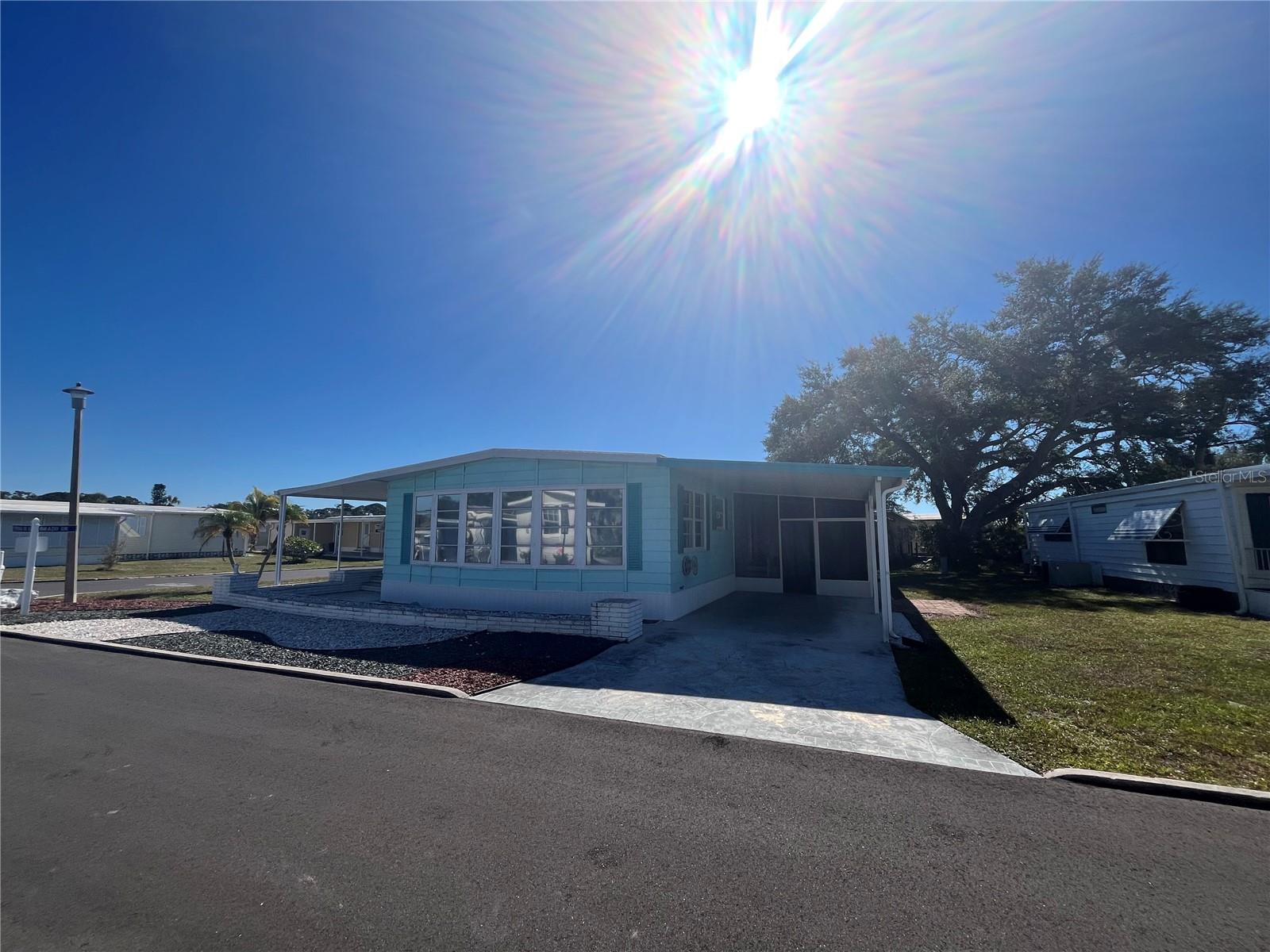 518 CERVINA DR N, VENICE, FL