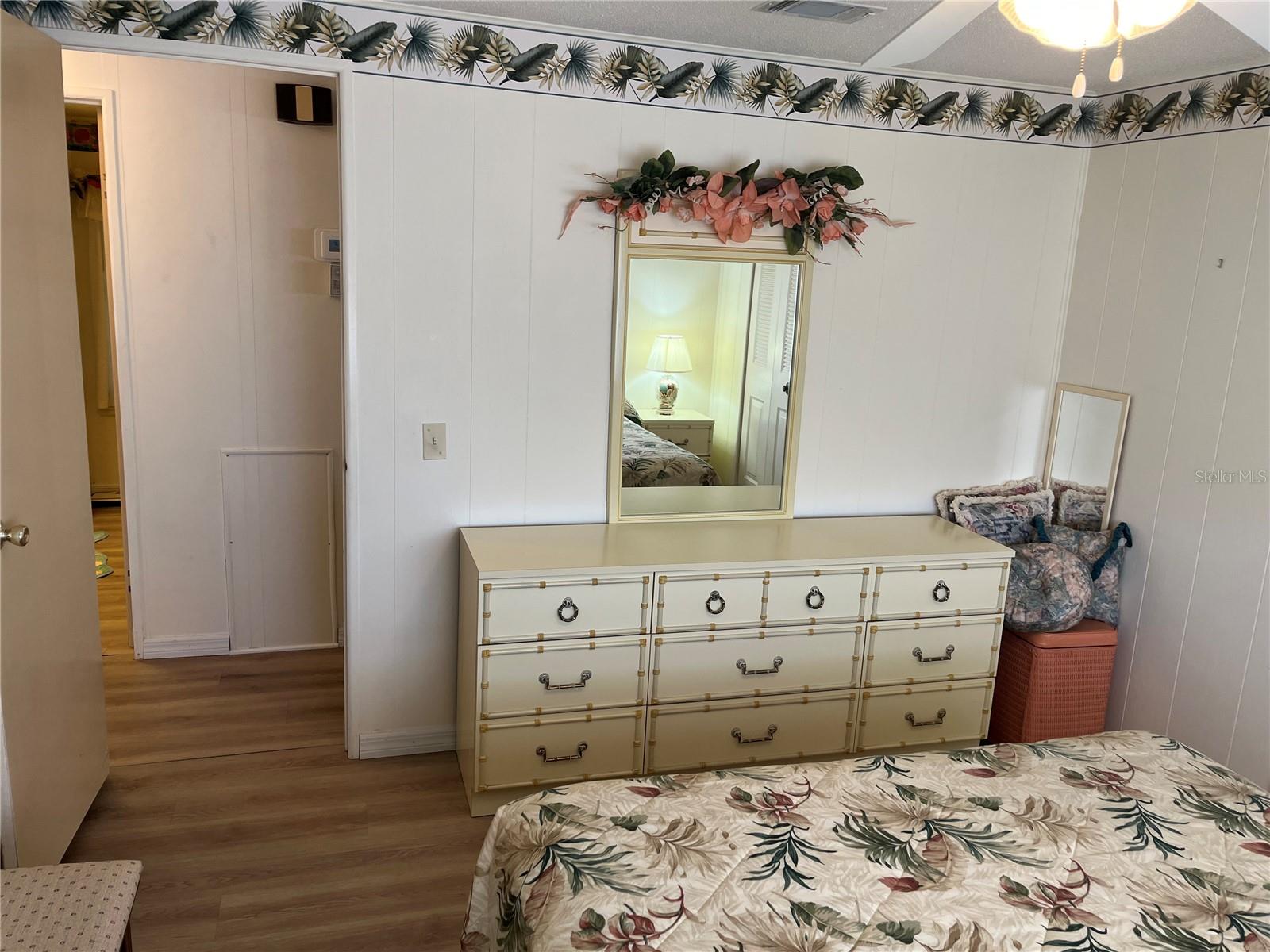 518 CERVINA DR N, VENICE, FL — photo 33