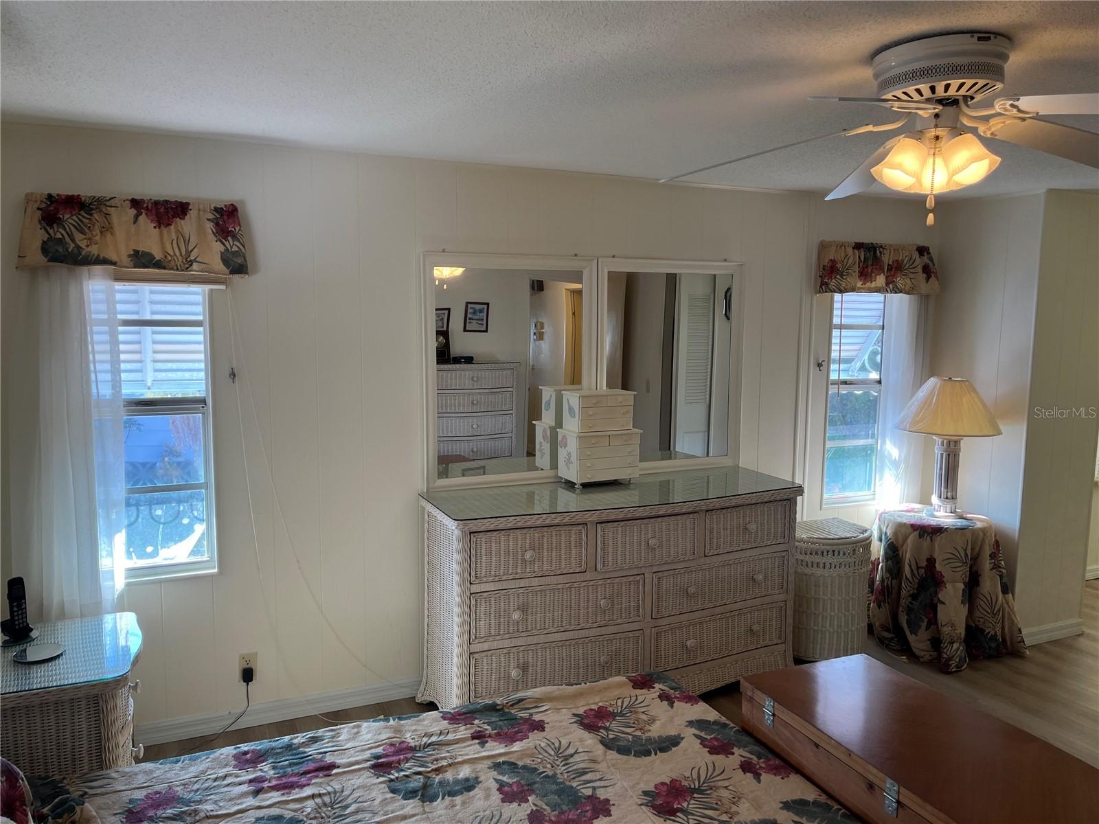 518 CERVINA DR N, VENICE, FL — photo 43