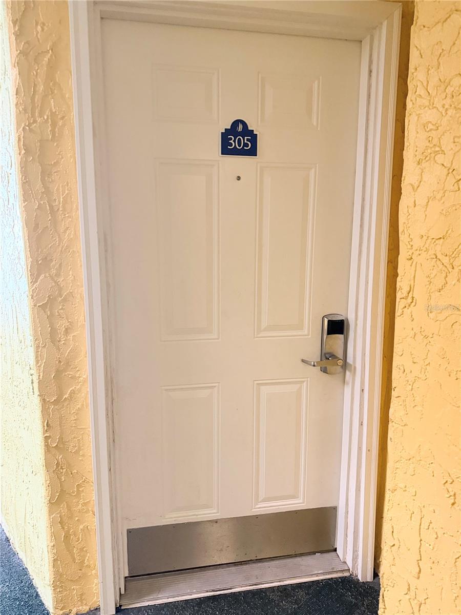 2506 N ROCKY POINT DR #305, TAMPA, FL — photo 6