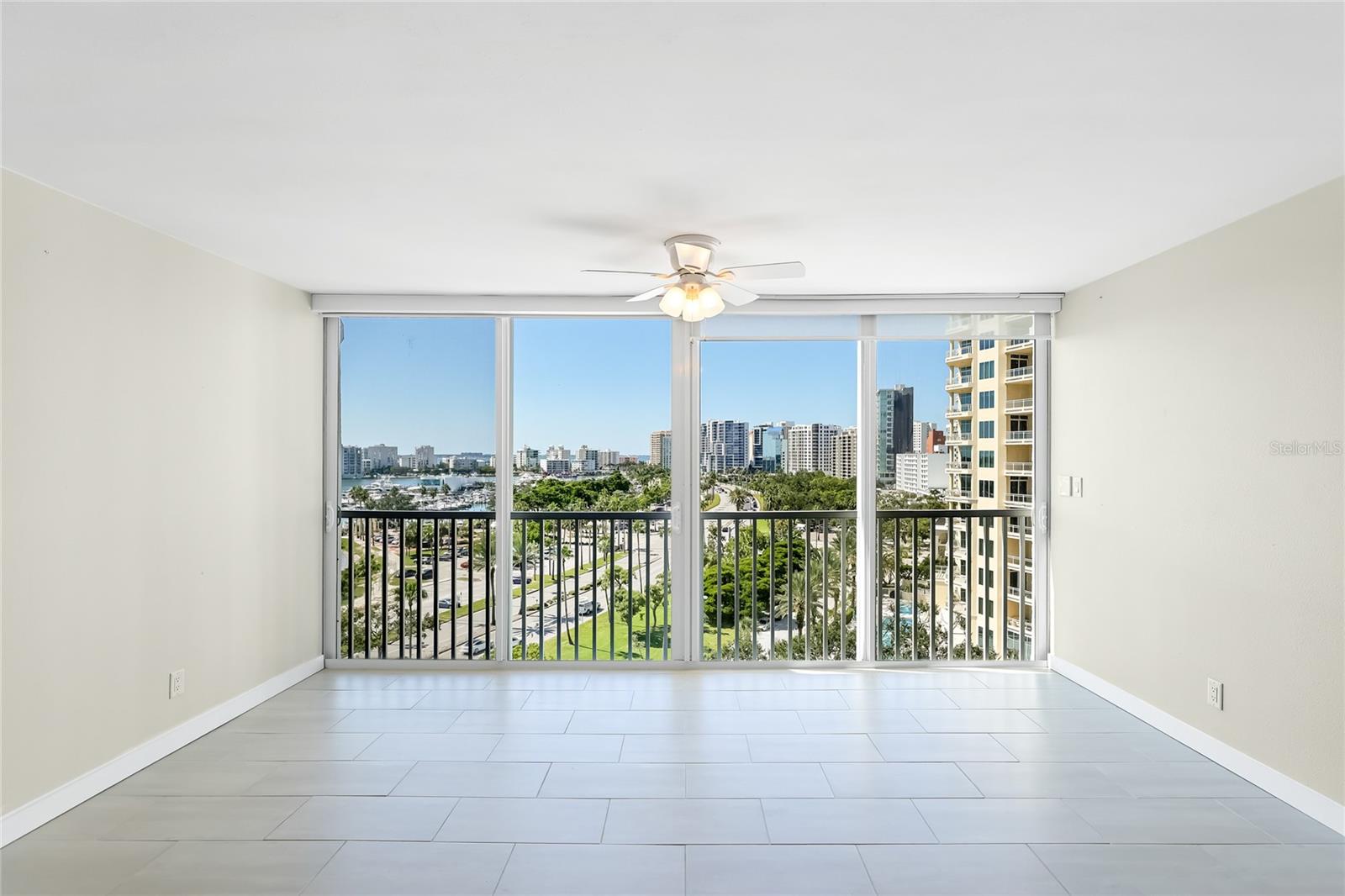 435 S GULFSTREAM AVE #1004, SARASOTA, FL — photo 8