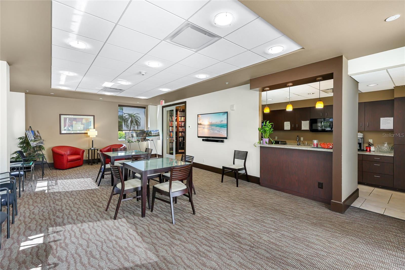 435 S GULFSTREAM AVE #1004, SARASOTA, FL — photo 29