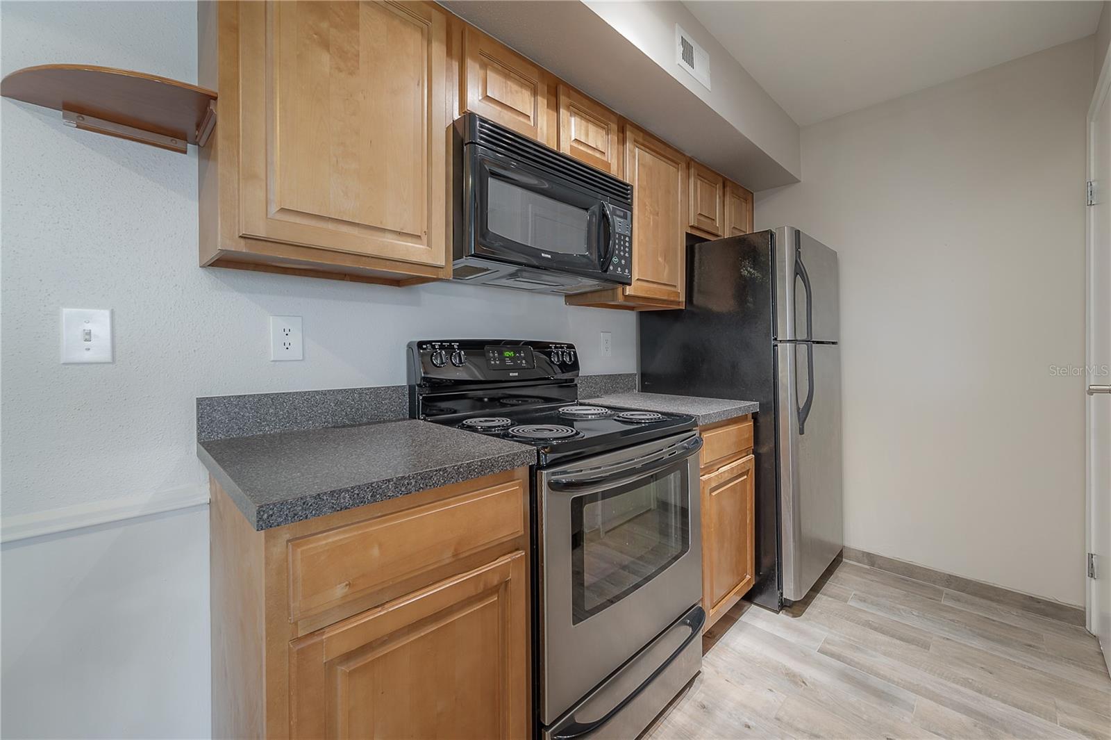 9100 DR MARTIN LUTHER KING JR ST N #905, ST PETERSBURG, FL — photo 9