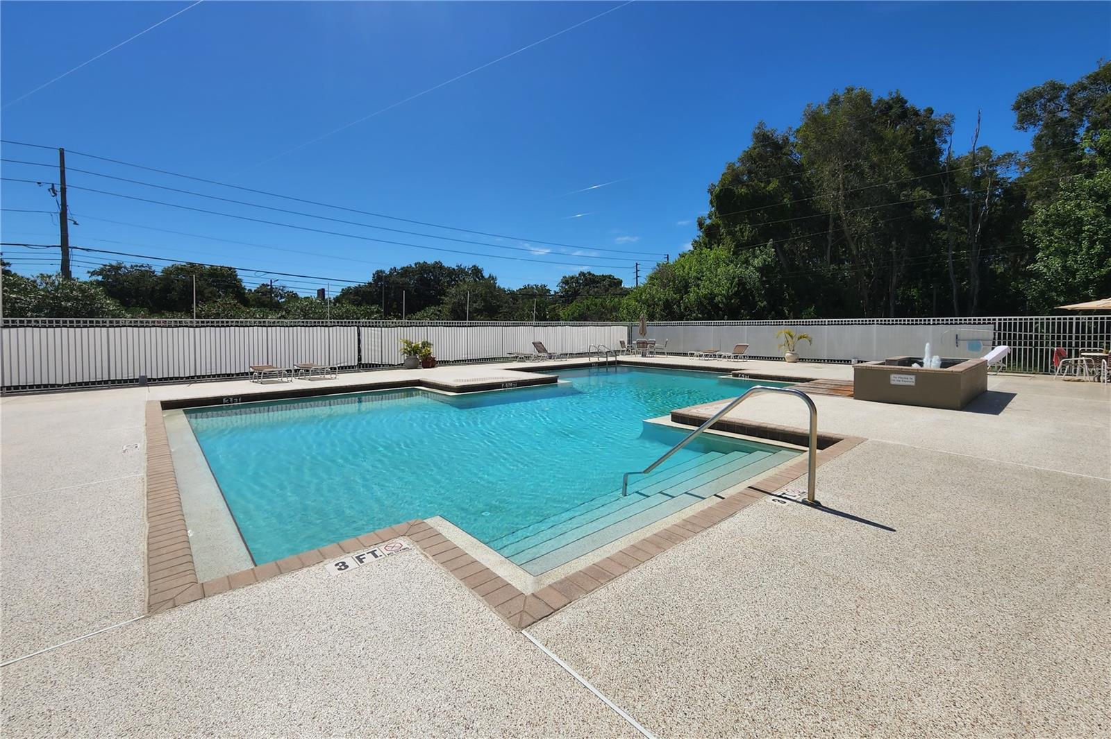 9100 DR MARTIN LUTHER KING JR ST N #905, ST PETERSBURG, FL — photo 33