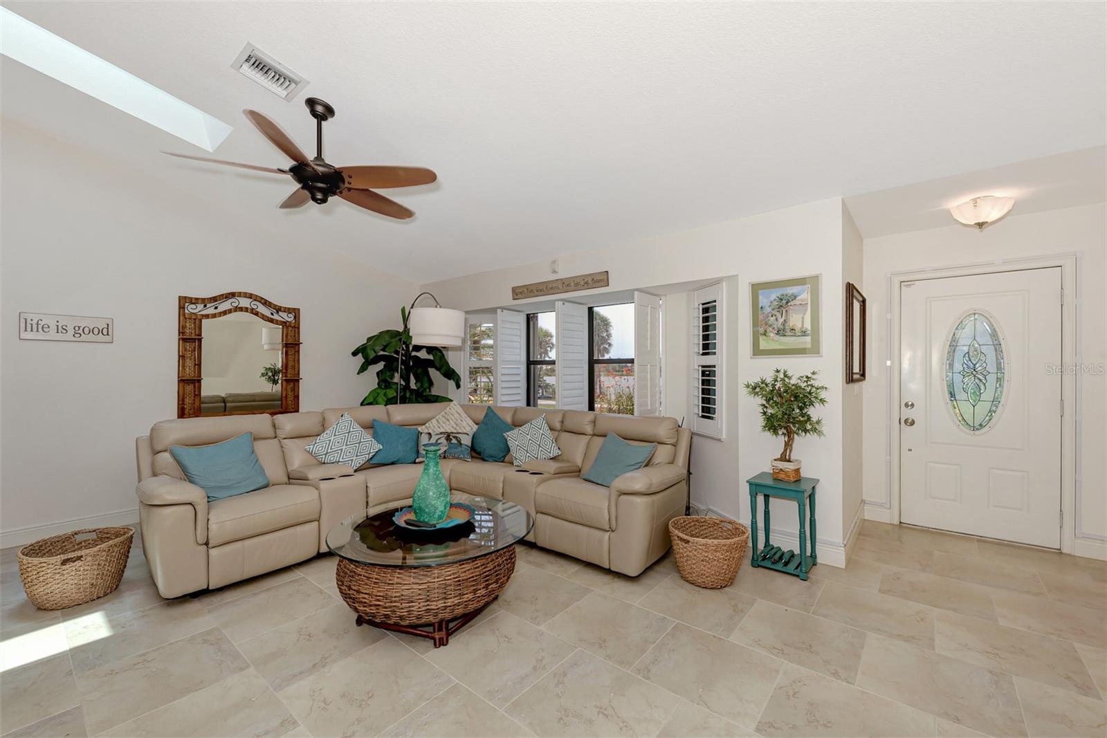 8170 CASA DE MEADOWS DR, ENGLEWOOD, FL — photo 10