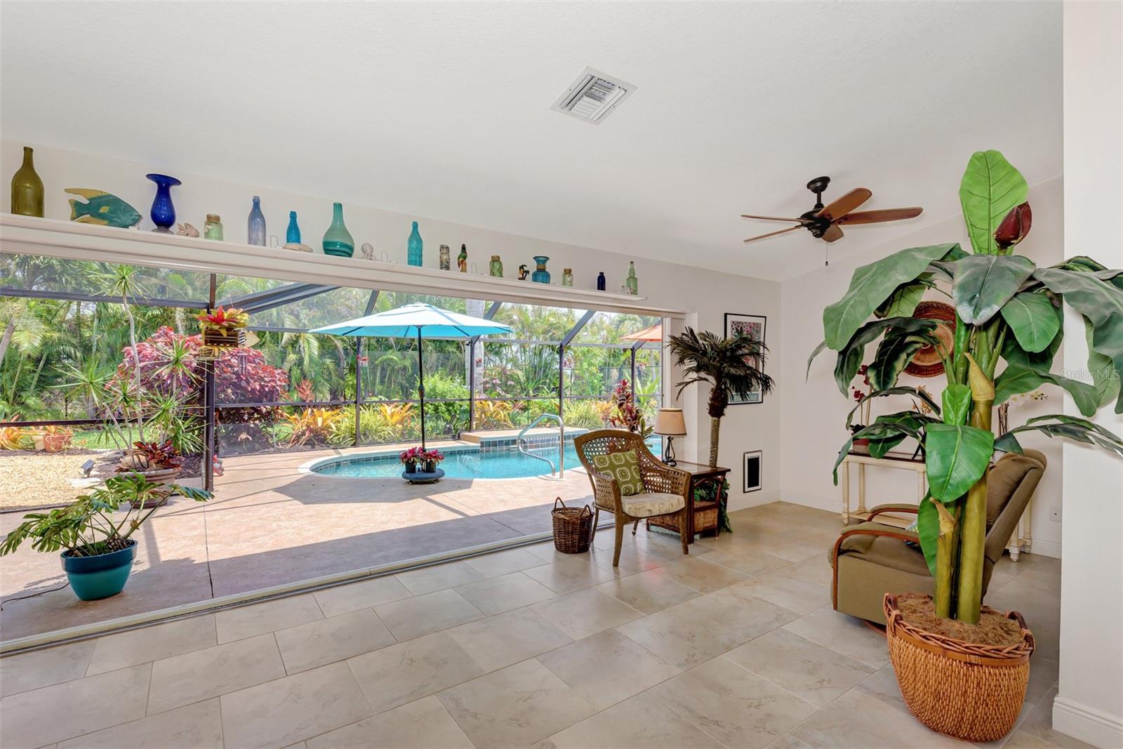 8170 CASA DE MEADOWS DR, ENGLEWOOD, FL — photo 19