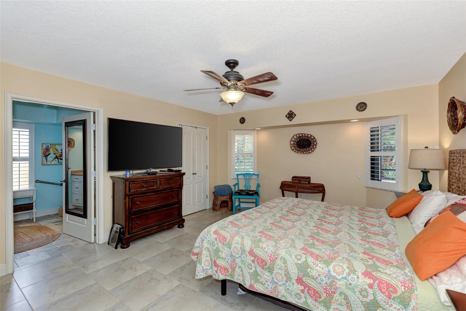 8170 CASA DE MEADOWS DR, ENGLEWOOD, FL — photo 29