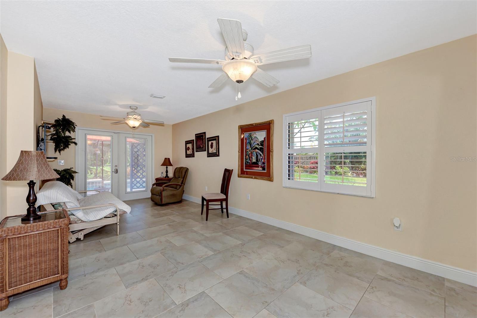 8170 CASA DE MEADOWS DR, ENGLEWOOD, FL — photo 37