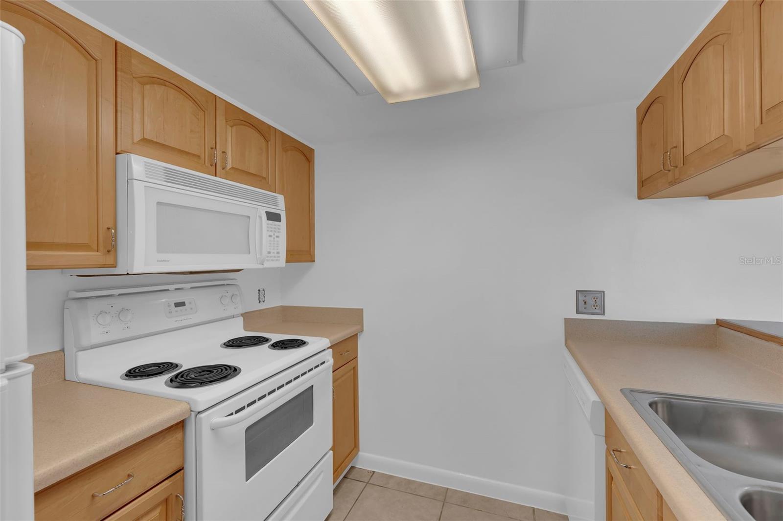 2875 PALM BEACH BLVD #205, FORT MYERS, FL — photo 10