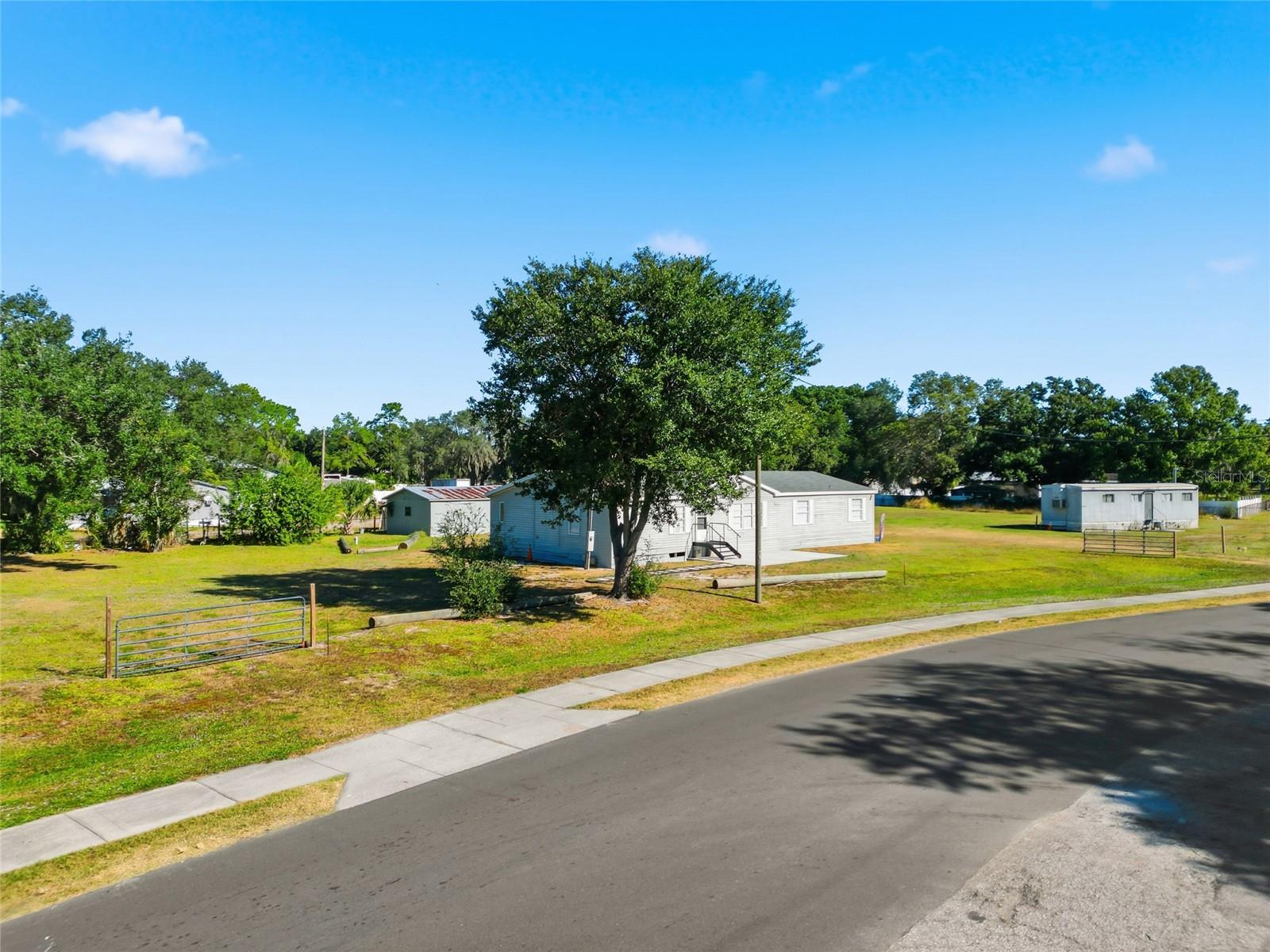 12422 BALM RIVERVIEW RD, RIVERVIEW, FL — photo 4