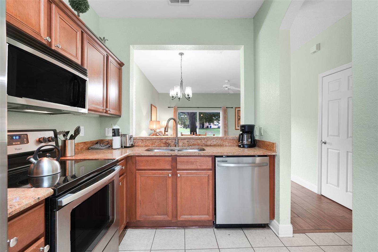 3001 CALABRIA AVE, DAVENPORT, FL — photo 9