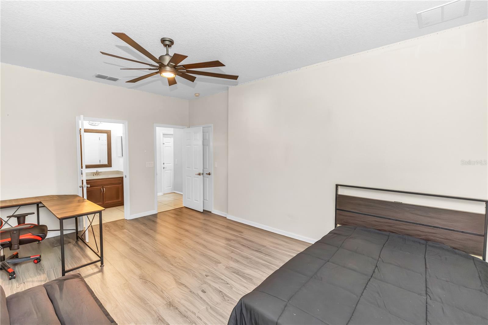 3301 BETHPAGE LOOP, MOUNT DORA, FL — photo 23