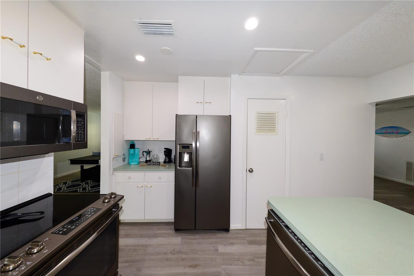 124 CADDY RD, ROTONDA WEST, FL — photo 14