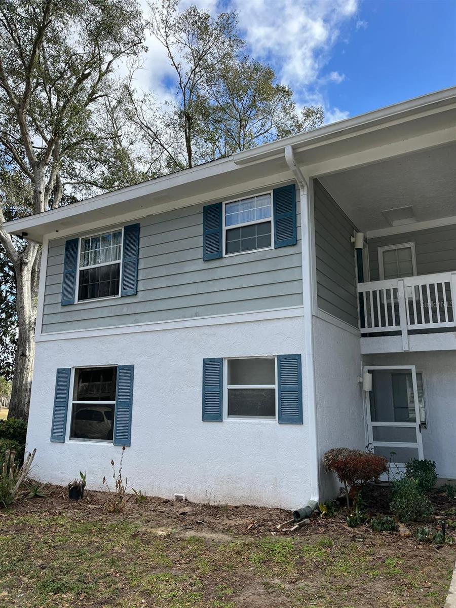 8236 FAIRWAYS CIR #D102, OCALA, FL