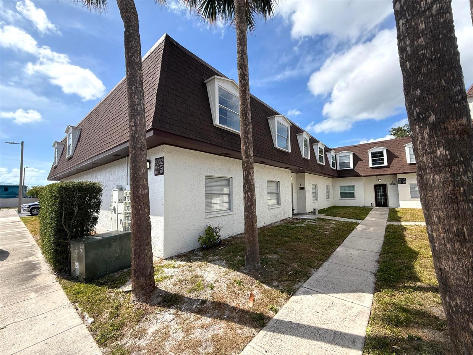 9002 TUDOR DR #K201, TAMPA, FL
