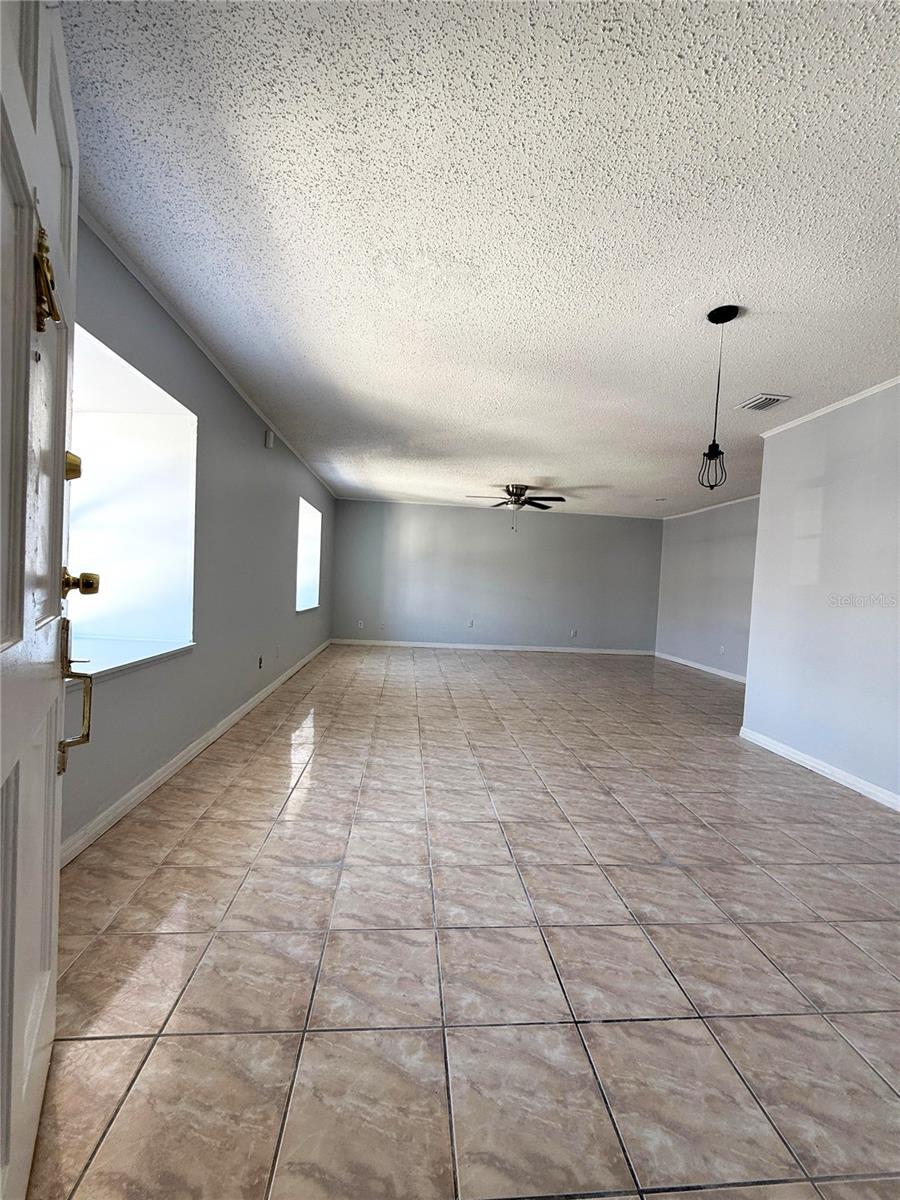 9002 TUDOR DR #K201, TAMPA, FL — photo 18