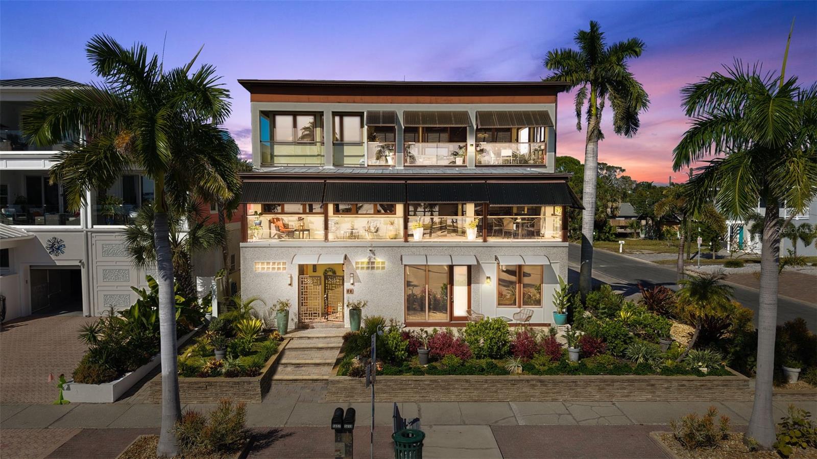 5659 SHORE BLVD S, GULFPORT, FL