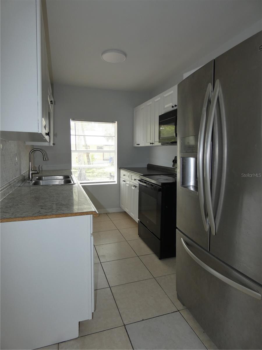 3817 PEARL ST, FORT MYERS, FL — photo 9