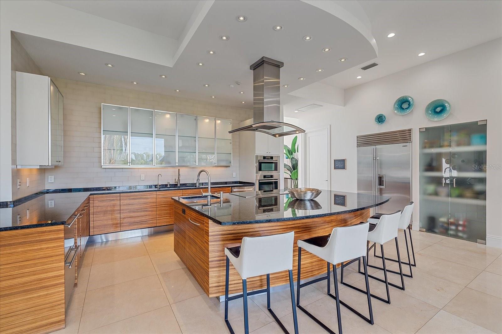 4136 ROBERTS POINT CIR, SARASOTA, FL — photo 30