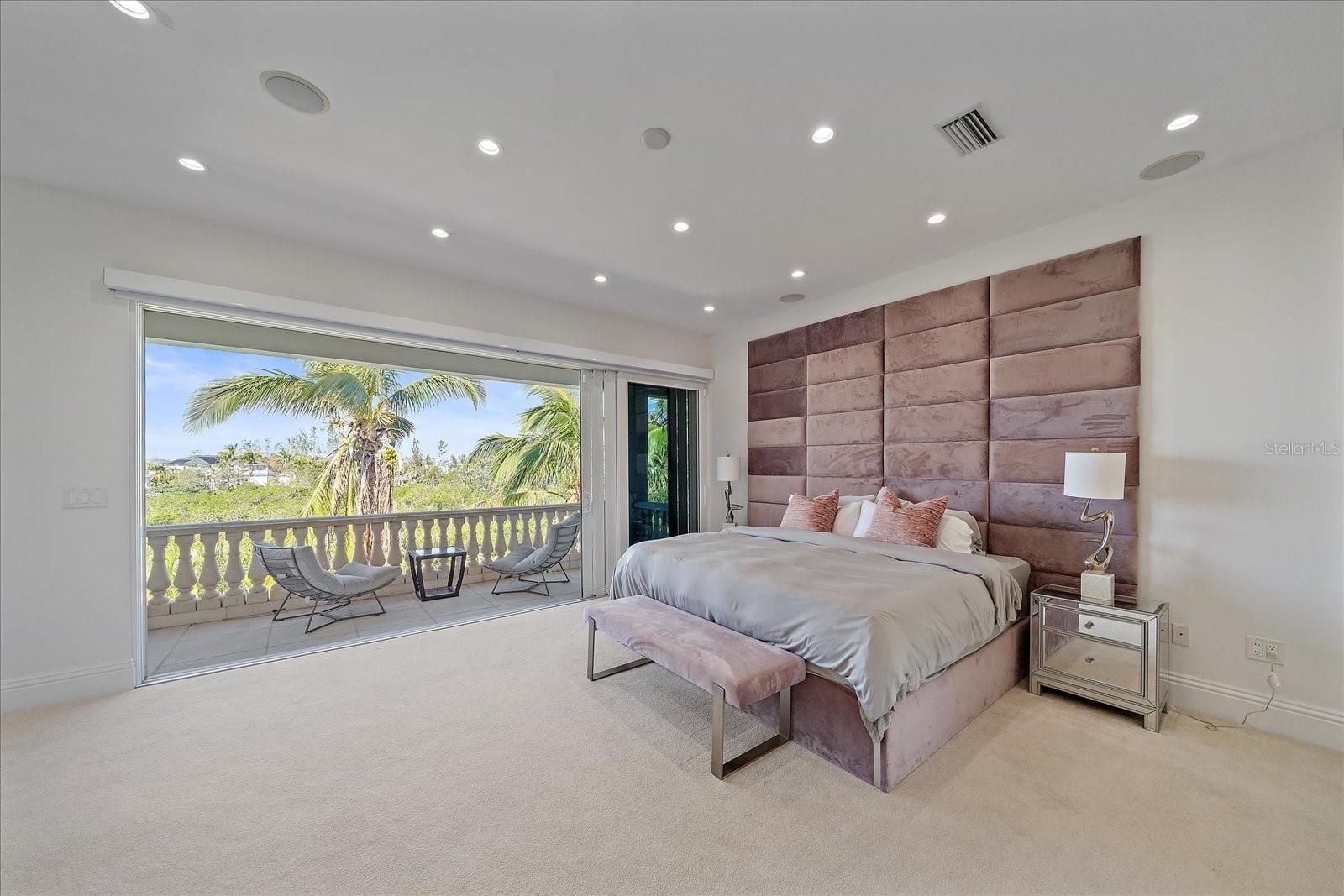 4136 ROBERTS POINT CIR, SARASOTA, FL — photo 47
