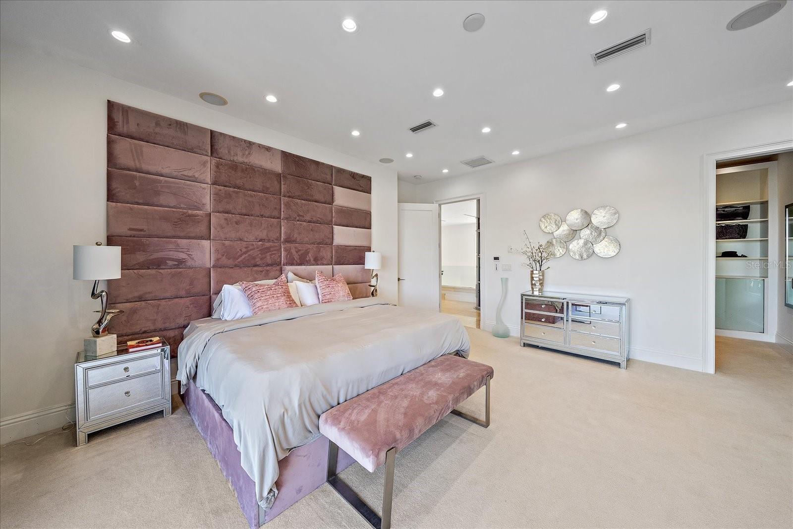 4136 ROBERTS POINT CIR, SARASOTA, FL — photo 48