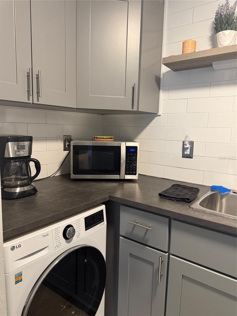 170 ROOSEVELT DR #10, SARASOTA, FL — photo 9