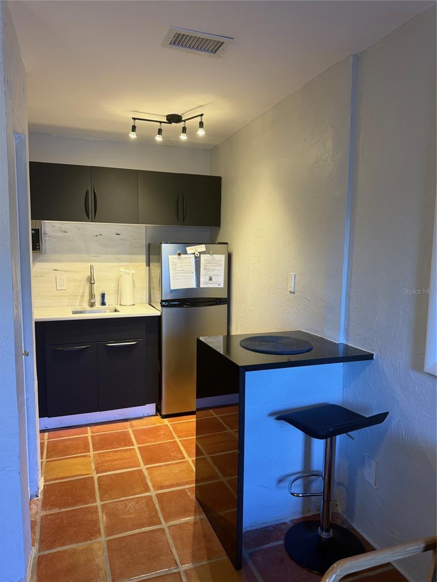 170 ROOSEVELT DR #10, SARASOTA, FL — photo 10